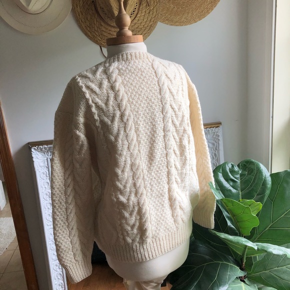 Handmade Vintage Fisherman Cardigan in Ivory Cream - Picture 3 of 7